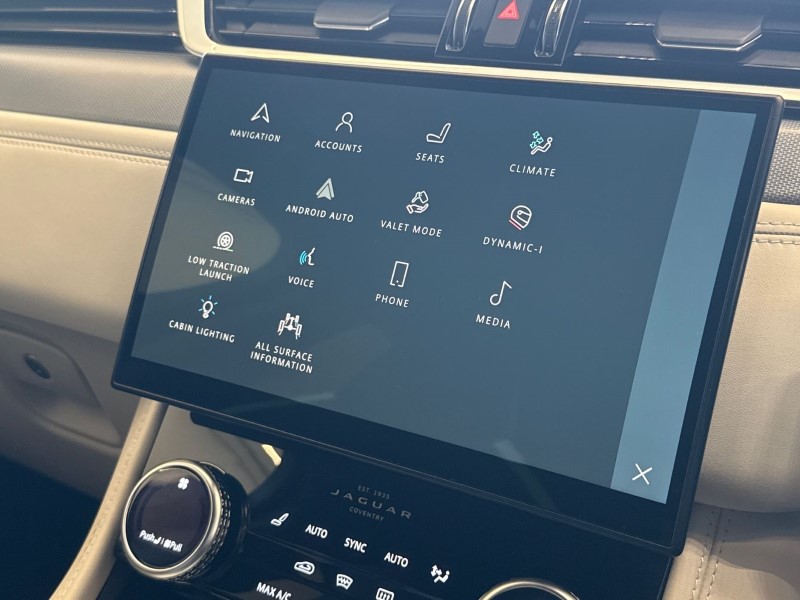 Used Jaguar F-Pace 2022 for sale - 76981294: Photo 32