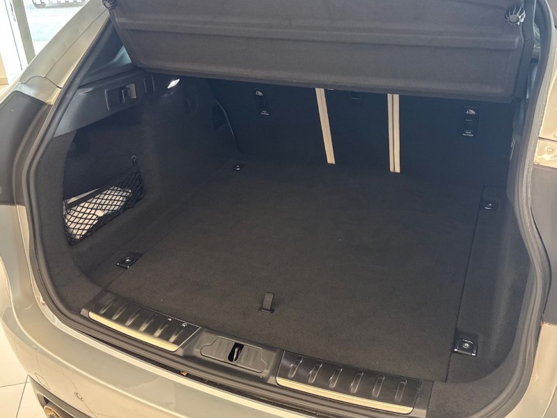 Used Jaguar F-Pace 2022 for sale - 76981294: Photo 38