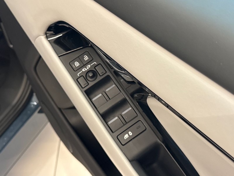 Used Land Rover Range Rover Evoque 2024 for sale - 76980996: Photo 23