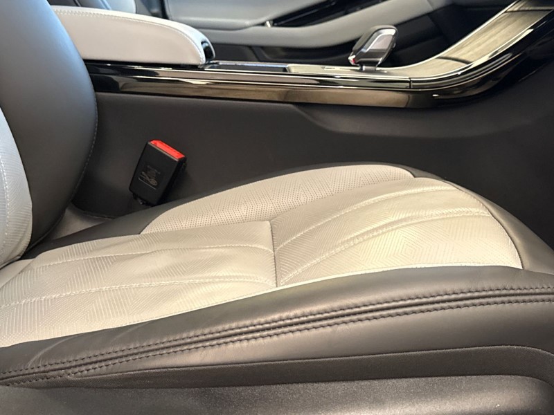 Used Land Rover Range Rover Evoque 2024 for sale - 76980996: Photo 25