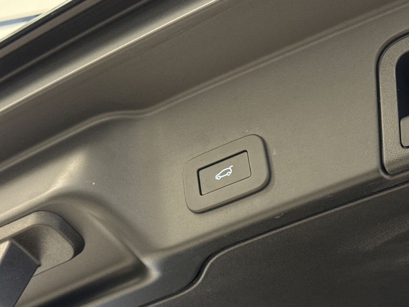 Used Land Rover Range Rover Evoque 2024 for sale - 76980996: Photo 41