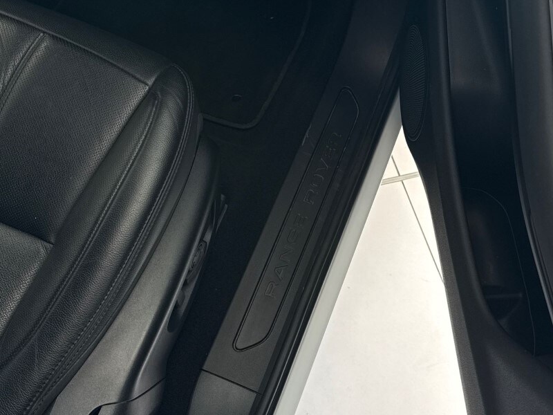 Used Land Rover Range Rover Evoque 2023 for sale - 78165924: Photo 37