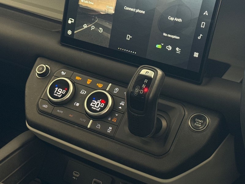 Used Land Rover Defender 2023 for sale - 78067145: Photo 13