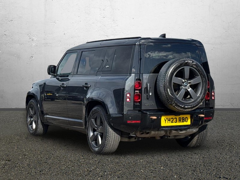 Used Land Rover Defender 2023 for sale - 78067145: Photo 2