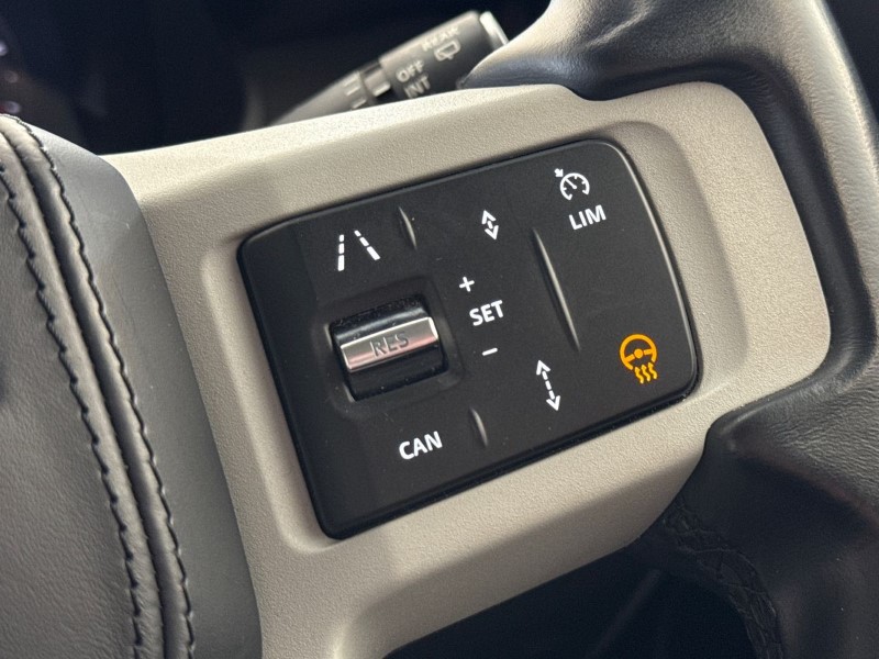 Used Land Rover Defender 2023 for sale - 78067145: Photo 27