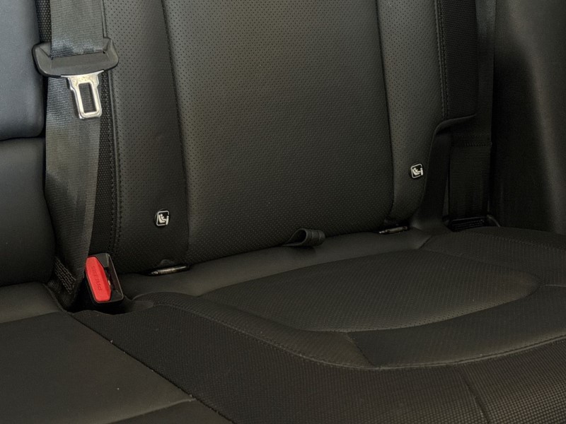 Used Land Rover Defender 2023 for sale - 78067145: Photo 36