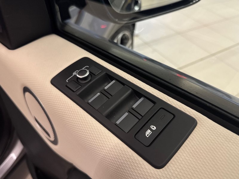 Used Land Rover Discovery 2021 for sale - 76980806: Photo 23