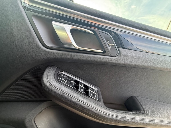 Used Porsche Macan 2020 for sale - 77041152: Photo 24