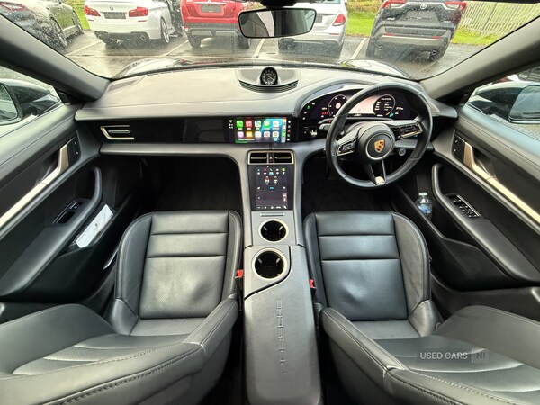 Used Porsche Taycan 2022 for sale - 76608758: Photo 14