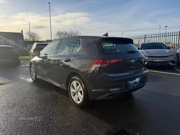 Used Volkswagen Golf 2021 for sale - 76840037: Photo