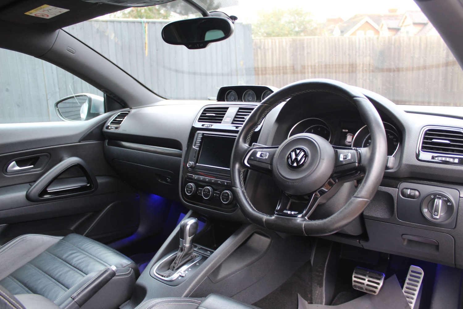 Used Volkswagen Scirocco 2016 for sale - 76542305: Photo 6