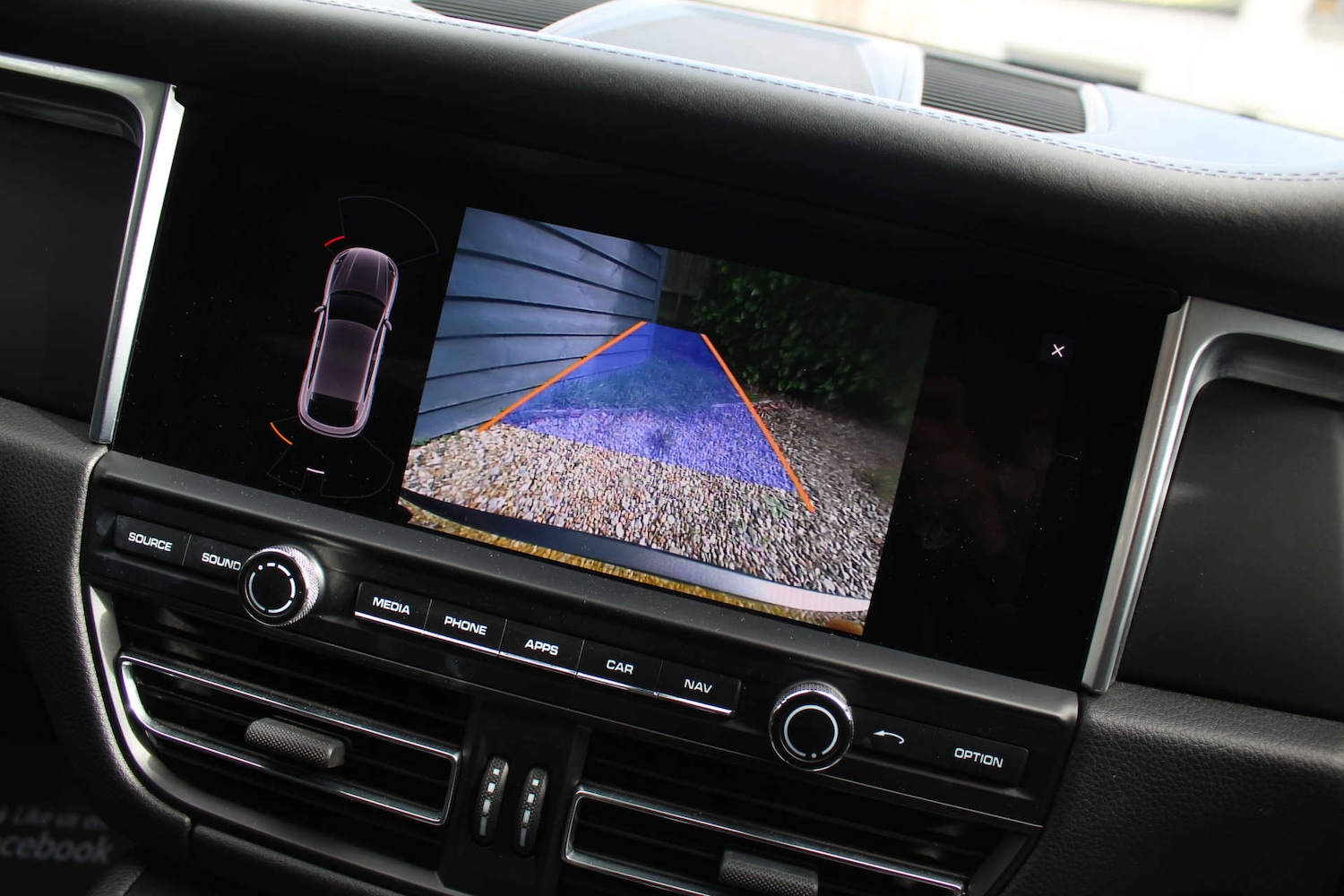 Used Porsche Macan 2021 for sale - 76724021: Photo 17