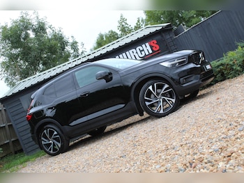 Used Volvo XC40 2018 for sale - 75620025: Photo