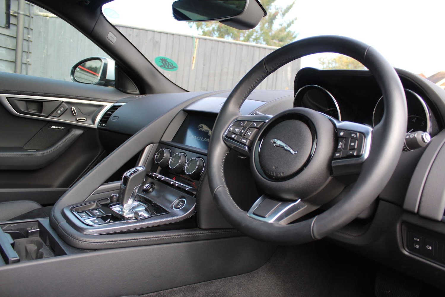 Used Jaguar F-Type 2020 for sale - 76611735: Photo 5