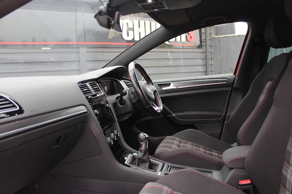Used Volkswagen Golf 2019 for sale - 76265237: Photo 17