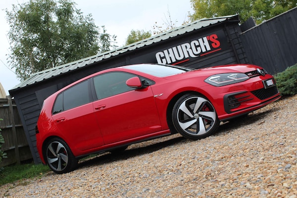 Used Volkswagen Golf 2019 for sale - 76265237: Photo 1