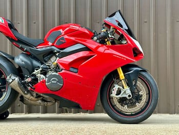 Used Ducati Panigale 2018 for sale - bike-79787955: Photo