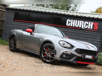 Used Abarth 124 Spider 2017 for sale - 76243999: Photo