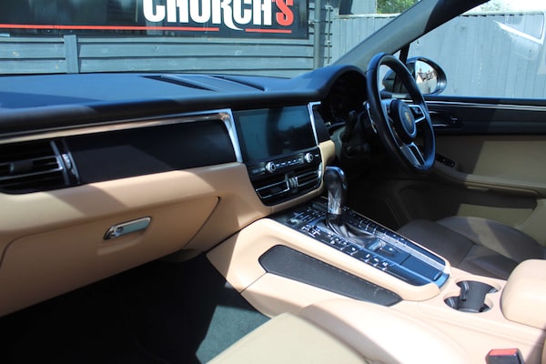 Used Porsche Macan 2018 for sale - 75762095: Photo 17