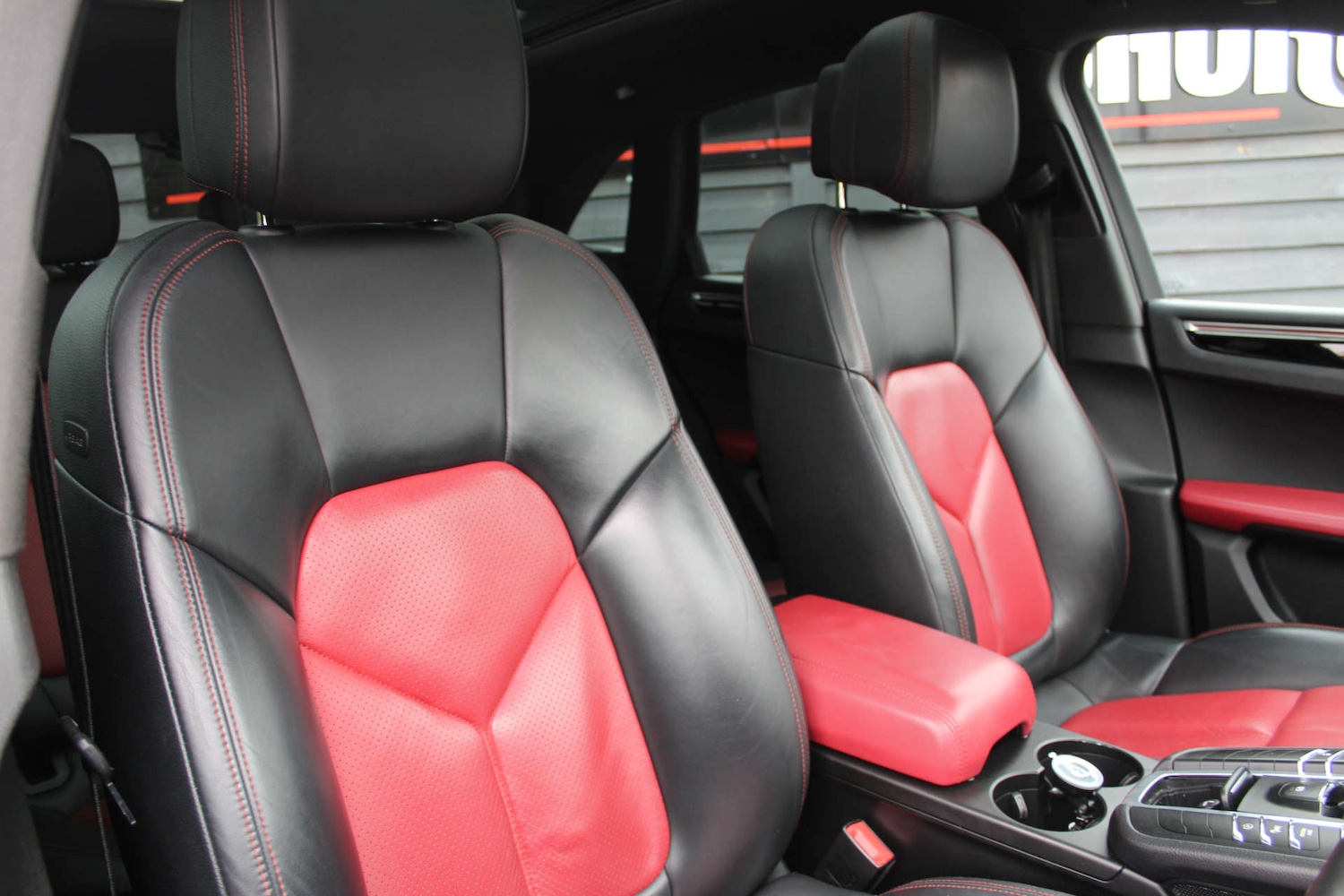 Used Porsche Macan 2015 for sale - 76829990: Photo 8