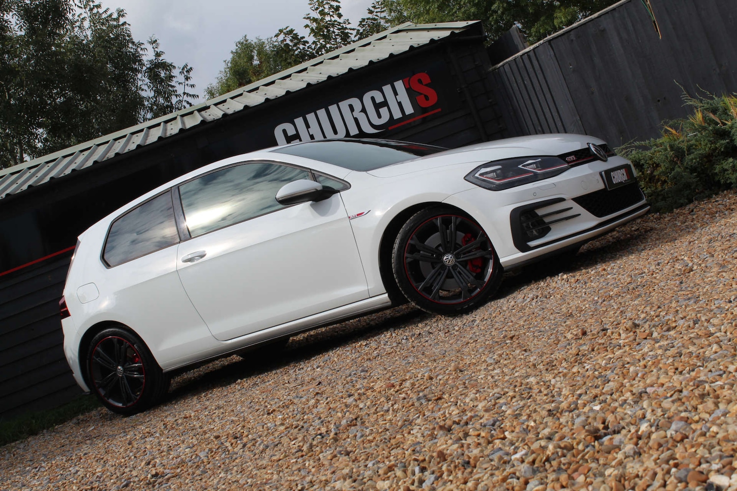 Used Volkswagen Golf 2019 for sale - 76601581: Photo 1