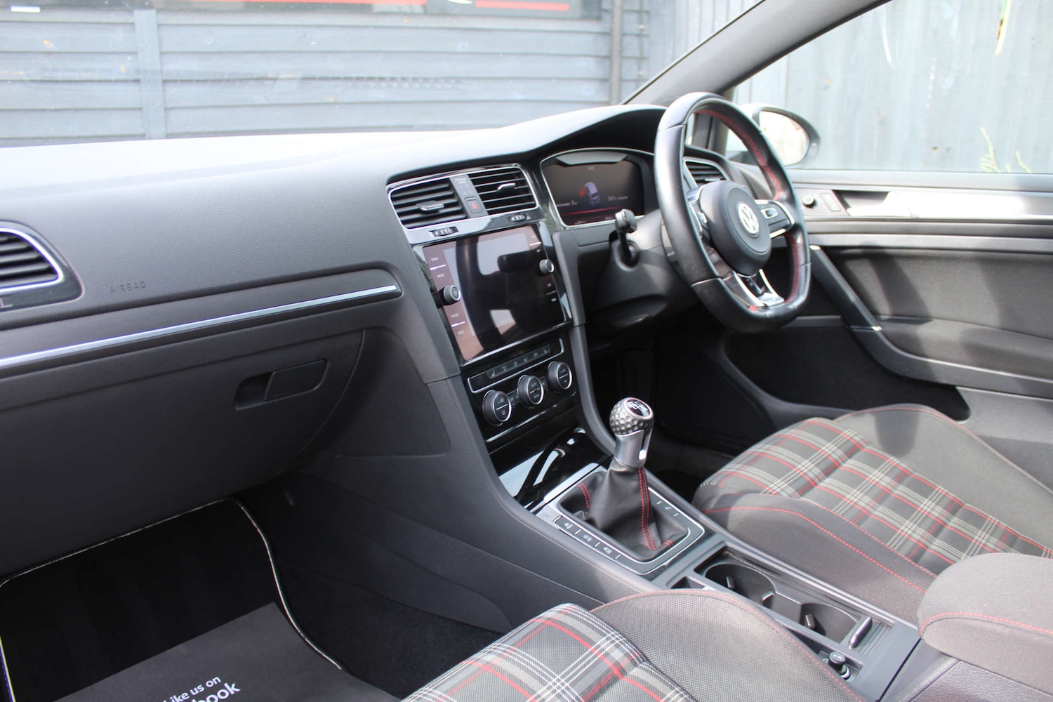 Used Volkswagen Golf 2019 for sale - 76601581: Photo 17