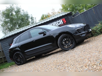 Porsche - Macan