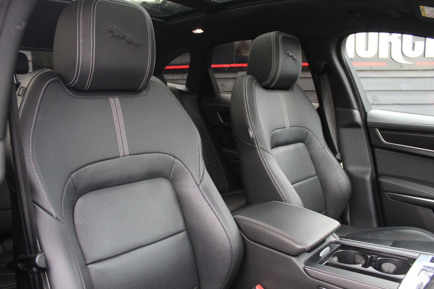 Used Jaguar F-Pace 2022 for sale - 76724007: Photo 7