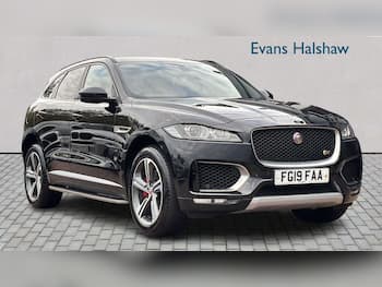 Used Jaguar F-Pace 2019 for sale - 79689708: Photo