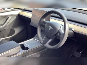 Used Tesla Model Y 2023 for sale - 79784351: Photo