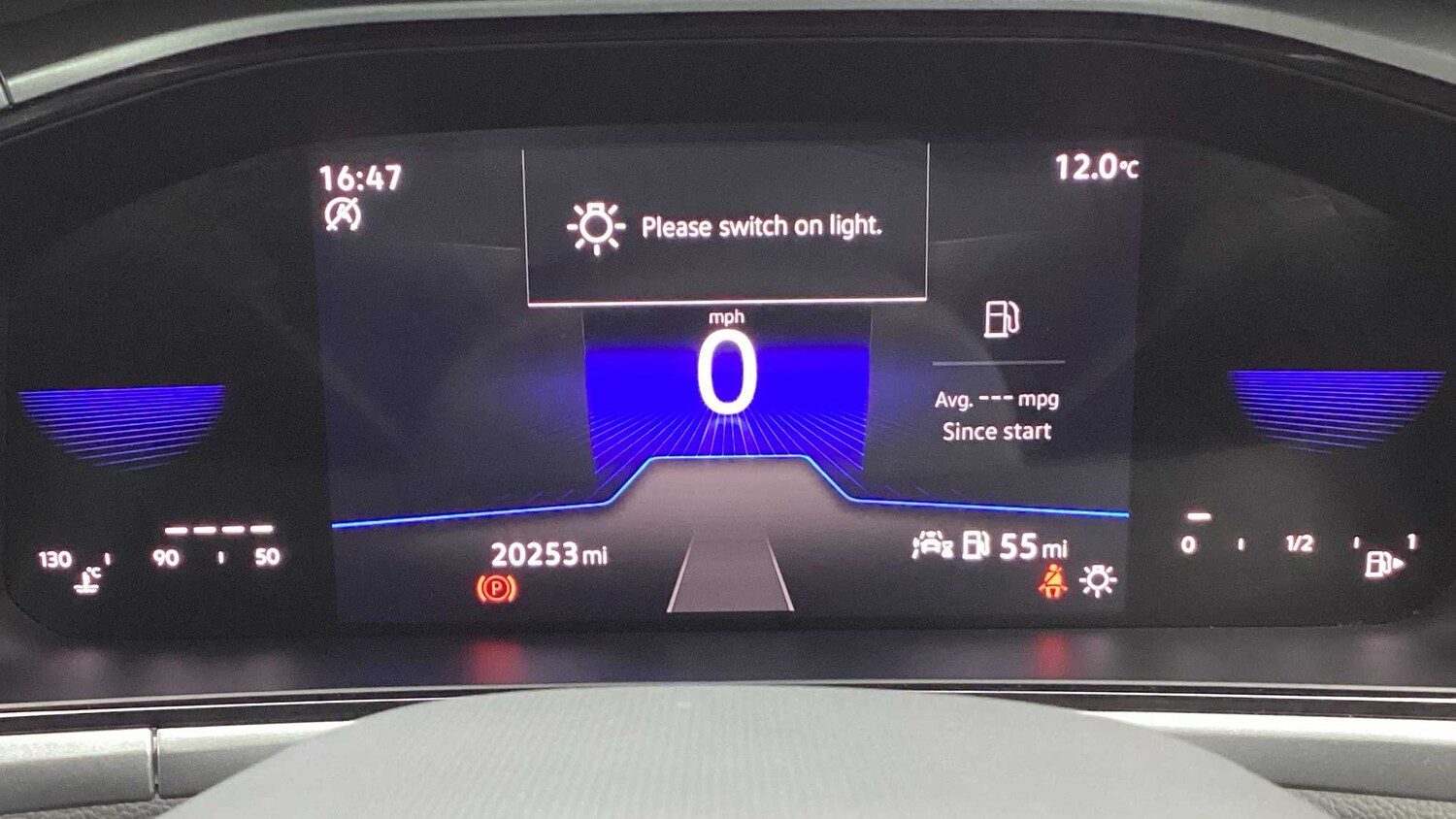 Used Volkswagen T-Roc 2022 for sale - 77913890: Photo 23