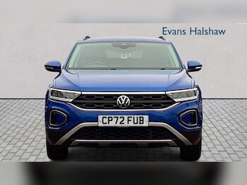 Used Volkswagen T-Roc 2022 for sale - 77913890: Photo