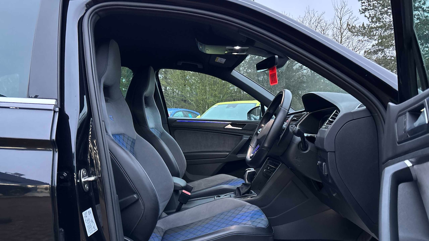 Used Volkswagen Tiguan 2021 for sale - 77894359: Photo 3