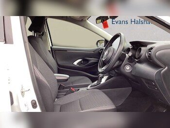 Used Toyota Yaris 2022 for sale - 78473227: Photo