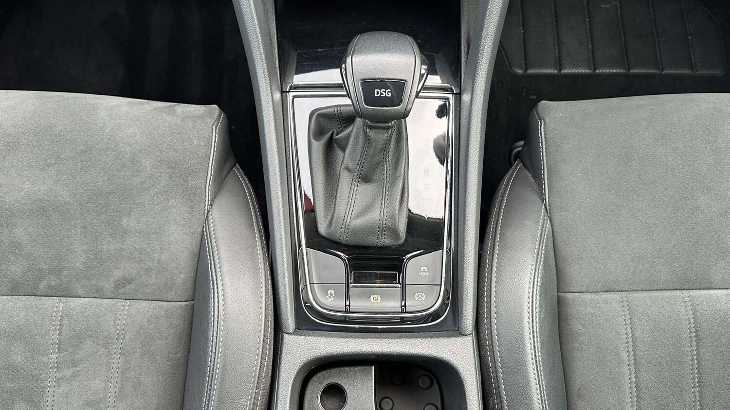 Used Skoda Karoq 2021 for sale - 77858919: Photo 17