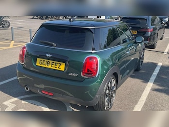 Used MINI Hatch 2018 for sale - 78812600: Photo