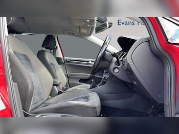 Used Volkswagen Golf 2015 for sale - 79364767: Photo