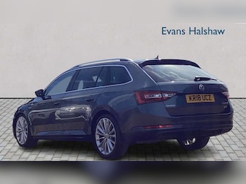 Used Skoda Superb 2018 for sale - 78234095: Photo