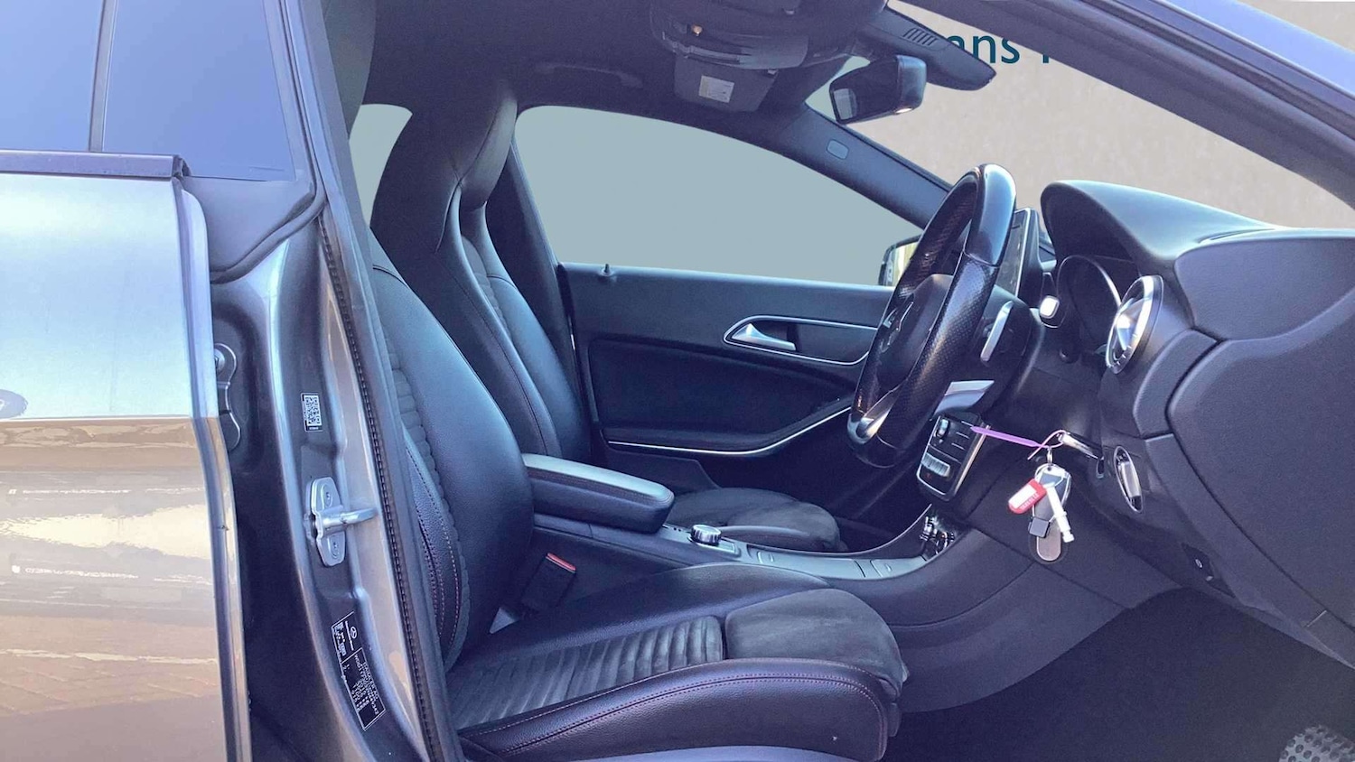 Used Mercedes-Benz CLA for sale - 77858316: Photo 3