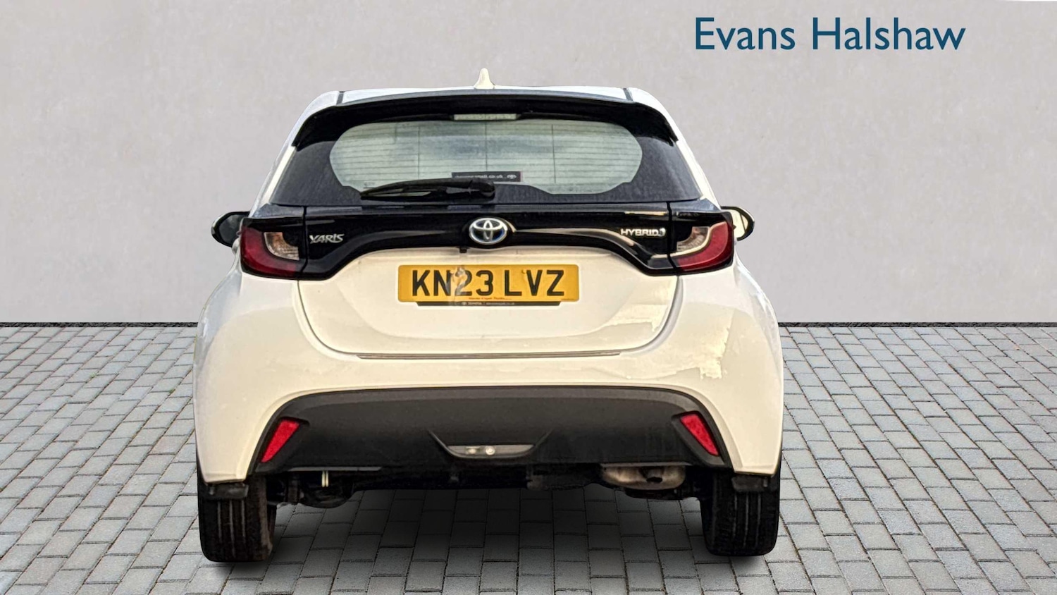 Used Toyota Yaris 2023 for sale - 77858812: Photo 5