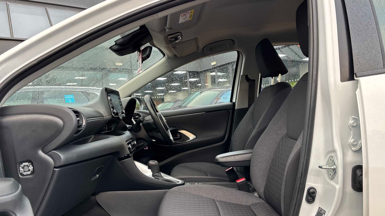 Used Toyota Yaris 2023 for sale - 77858812: Photo 9