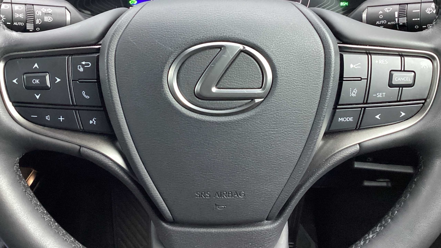 Used Lexus UX 2023 for sale - 77857819: Photo 22