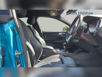 Used BMW 2 Series 2021 for sale - 79351700: Photo