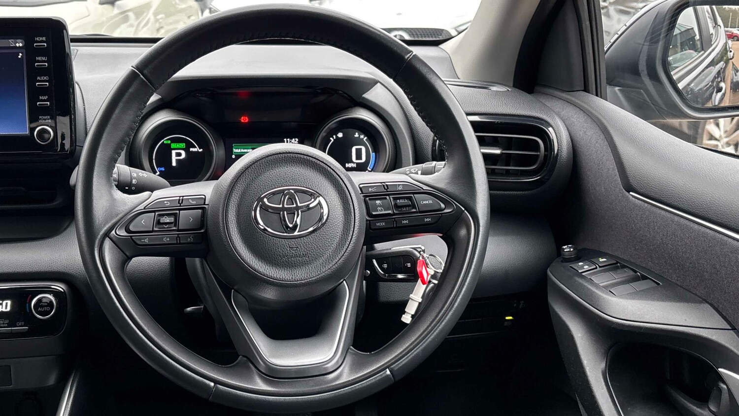 Used Toyota Yaris for sale - 77857367: Photo 12