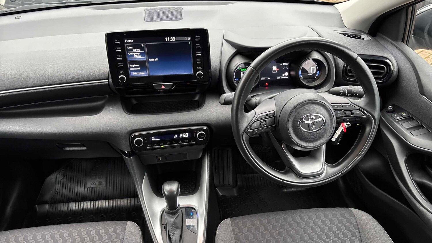 Used Toyota Yaris for sale - 77857367: Photo 8