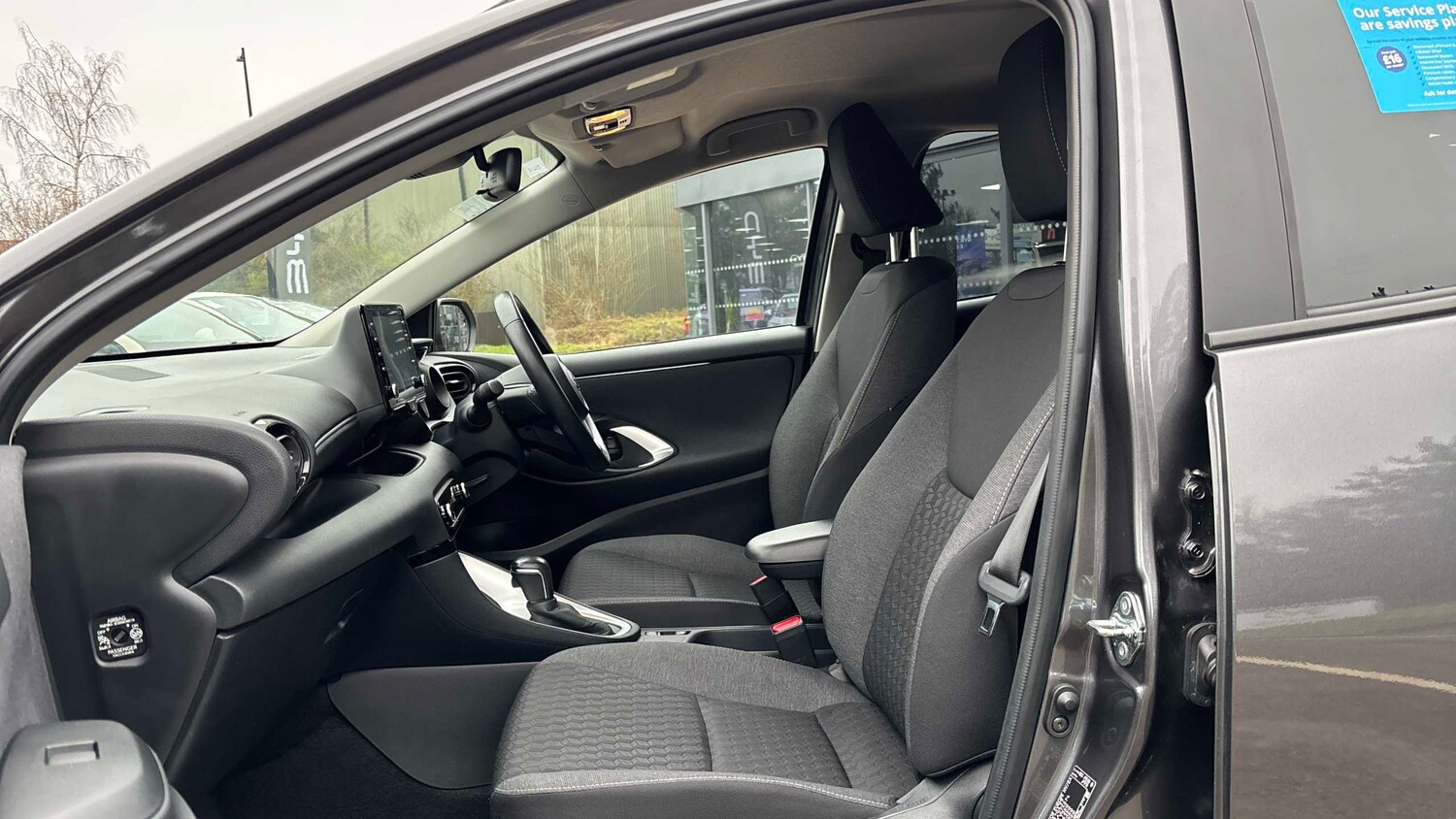 Used Toyota Yaris for sale - 77857367: Photo 9