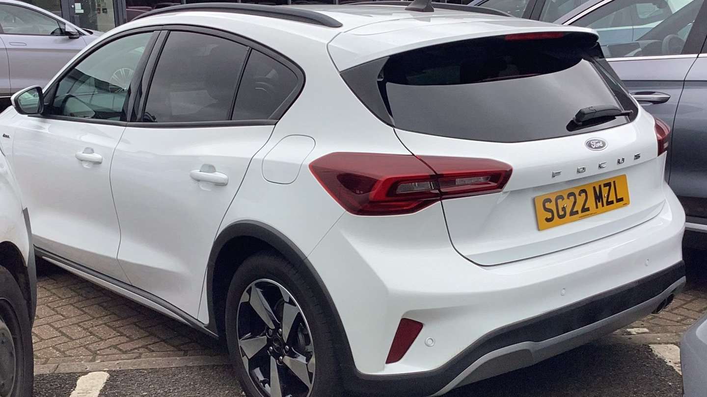 Used Ford Focus 2022 for sale - 78076762: Photo 2