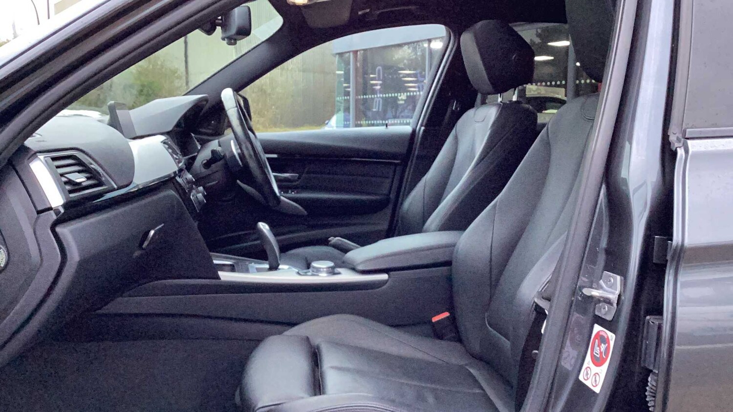 Used BMW 3 Series for sale - 77857426: Photo 8