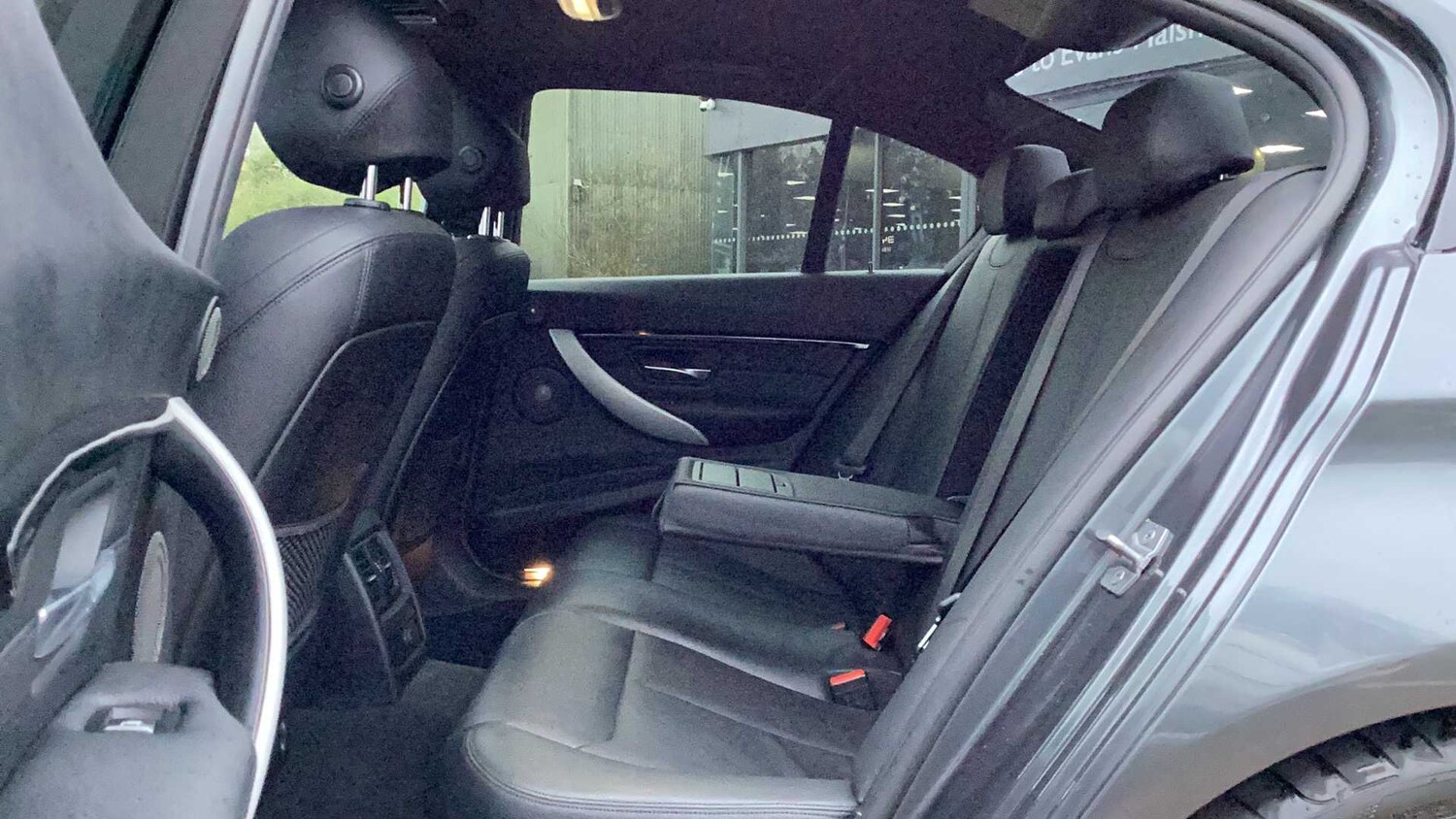 Used BMW 3 Series for sale - 77857426: Photo 9