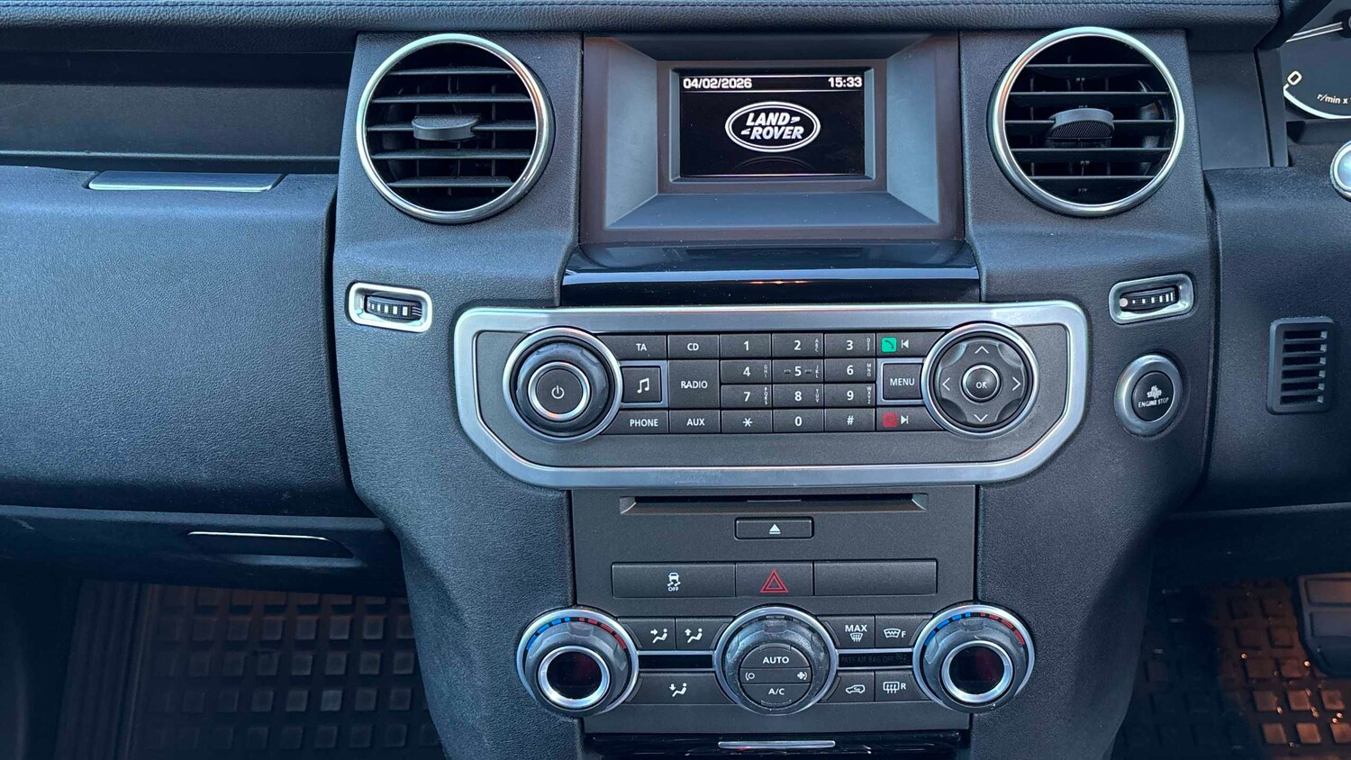 Used Land Rover Discovery 2015 for sale - 77859432: Photo 14